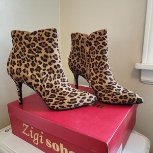 Zigi Soho Savida Leopard Ankle Booties BNWT